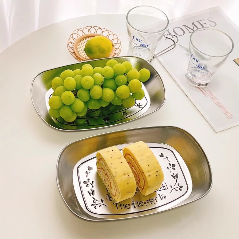 قطعتان من صينية تقديم الطعام ا - مراجعة Food Storage Table وسعره